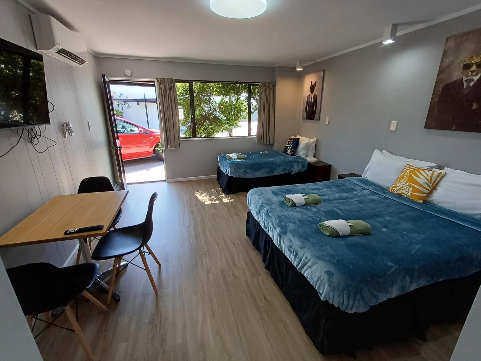 Gothic Heights Motel Christchurch Habitación foto